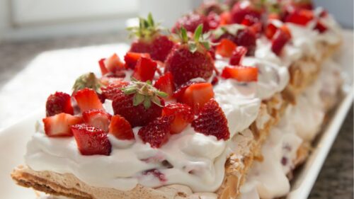 ストロベリーケーキ